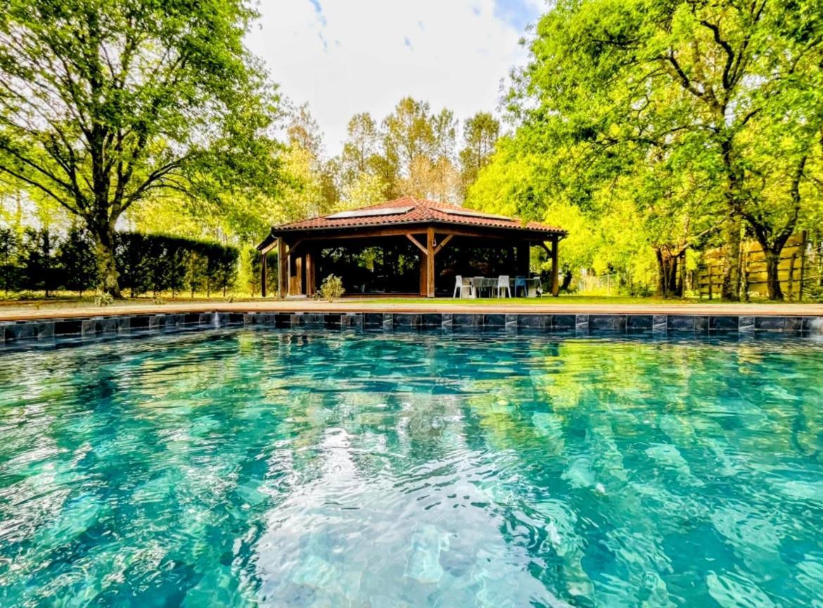 L Estanguet Maison Octogonale En Foret Rion-Des-Landes Ngoại thất bức ảnh