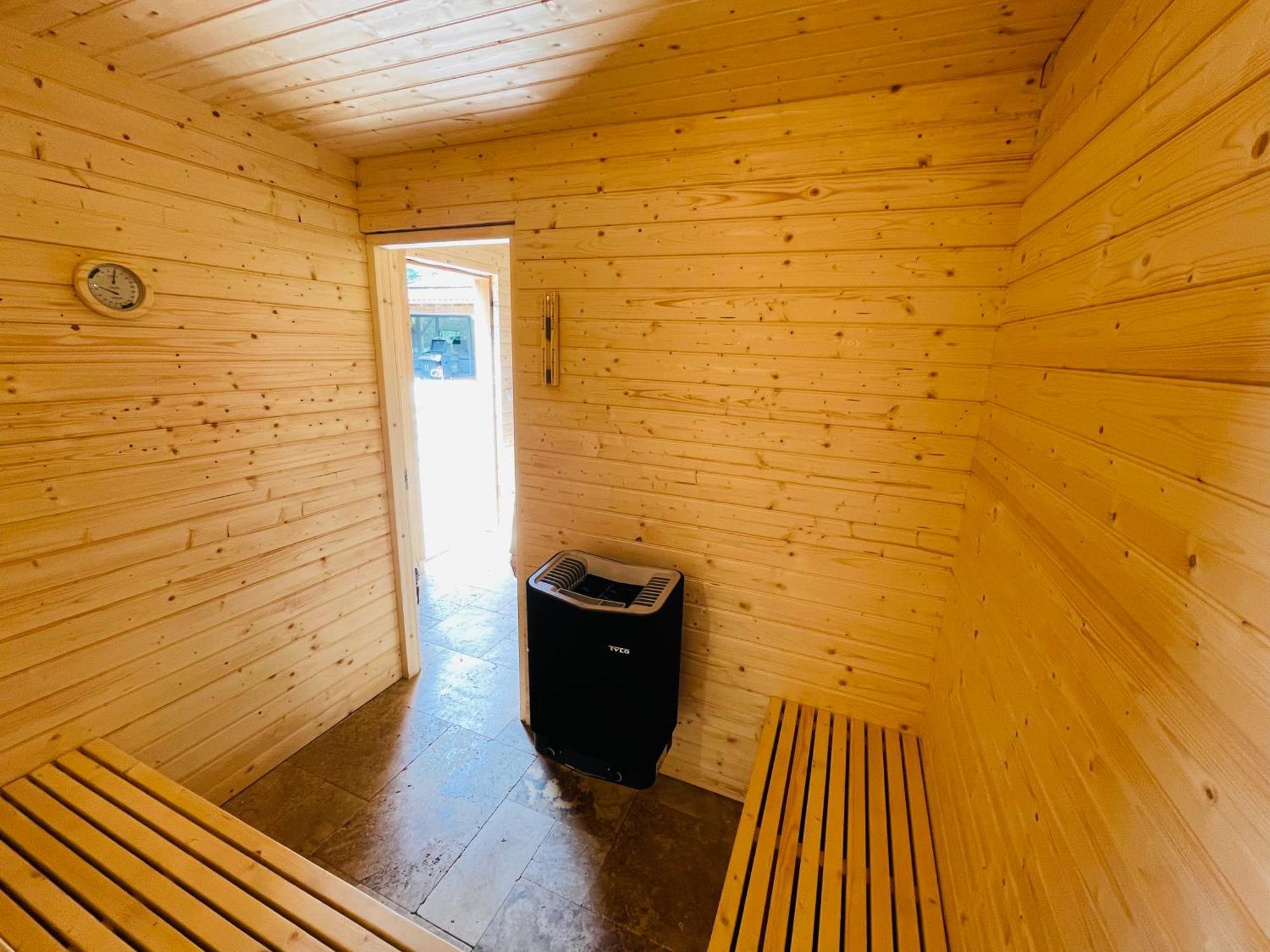 L Estanguet Maison Octogonale En Foret Rion-Des-Landes Ngoại thất bức ảnh